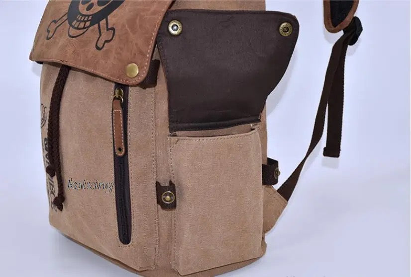 MOCHILA EM COURO NARUTO