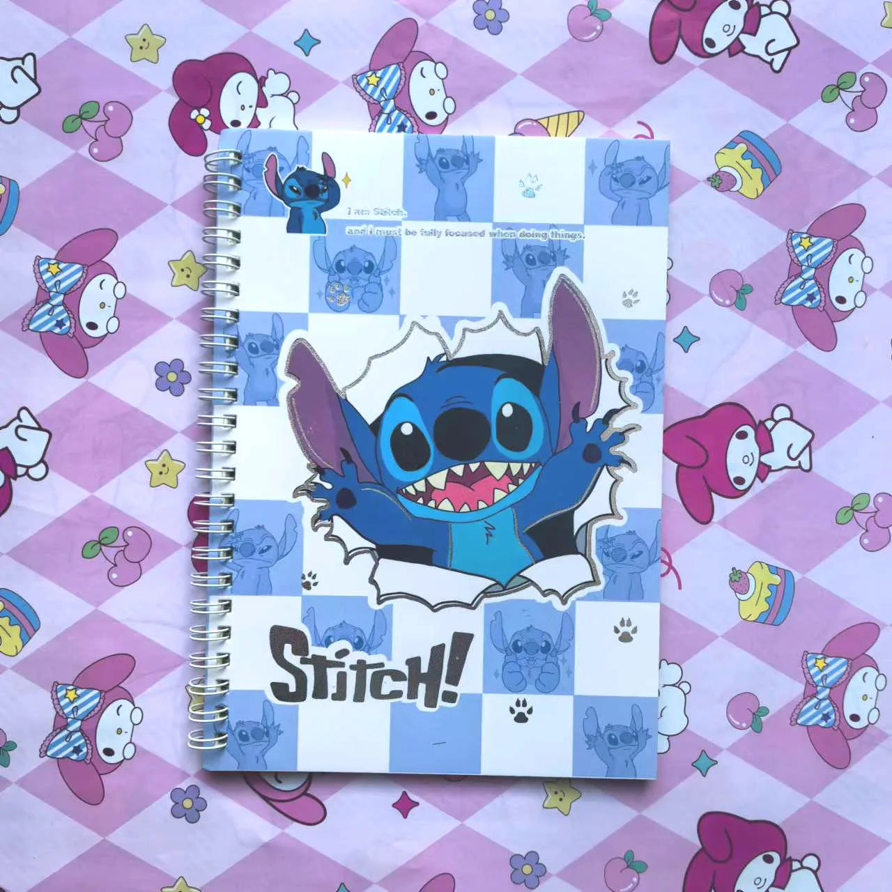 Caderno 1 Matéria Stitch Fofinho