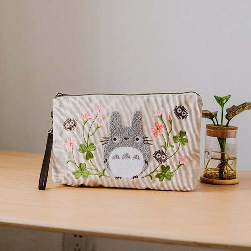 Bolsa Totoro & Flores – Bolsa + Necessaire