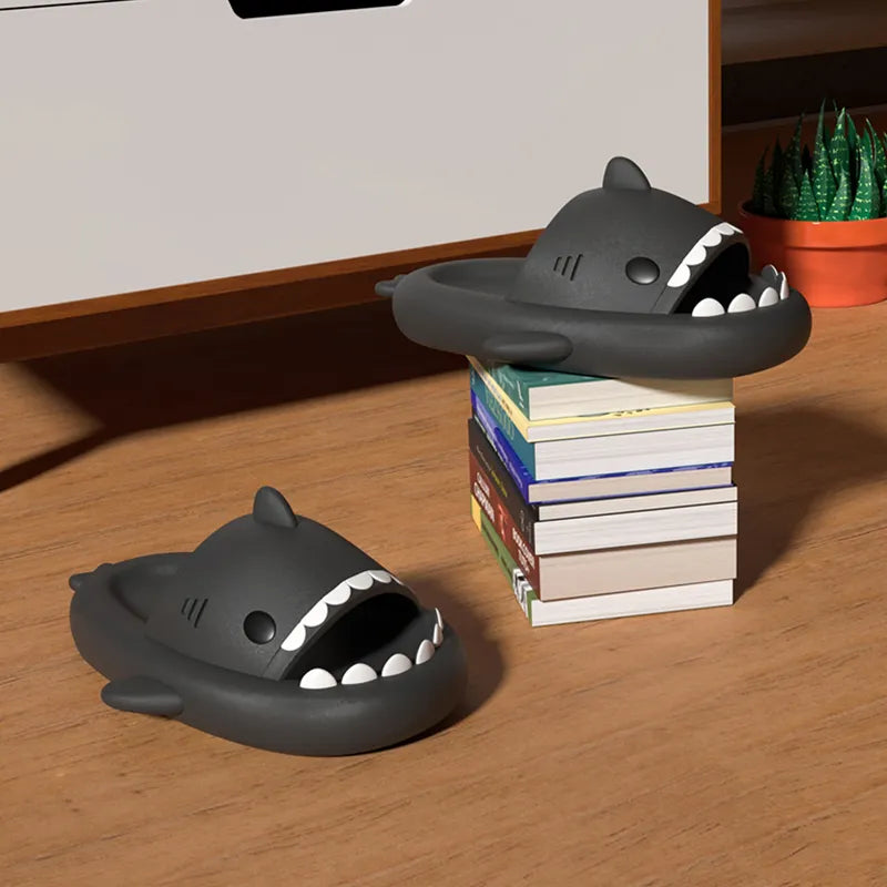 CHINELO PANTUFA TUBASHARK