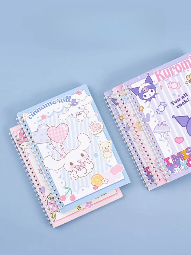 Caderneta A5 Sanrio: Kuromi, Cinnamoroll e Amigos