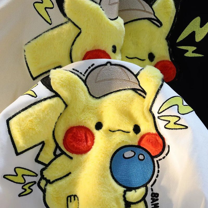 CAMISETA - PIKACHU PELÚCIA