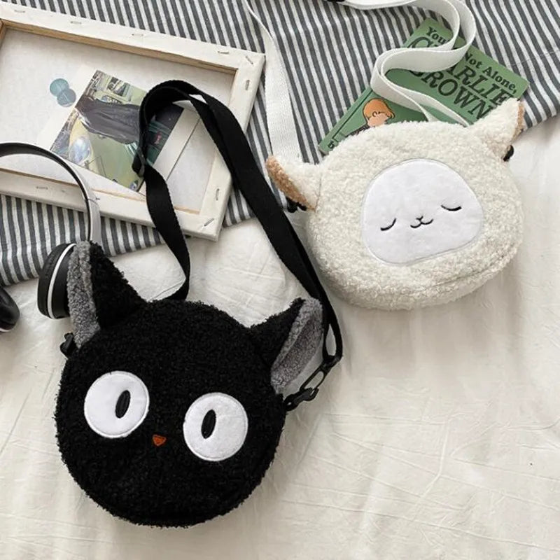 Mini Bolsa Gatinho Mágico, O Serviço de Entregas da Kiki