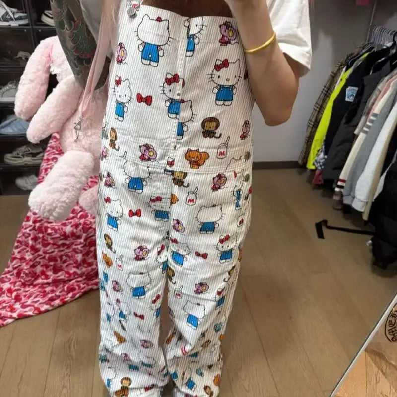 Jardineira Sanrio Kawaii – Hello Kitty & Friends