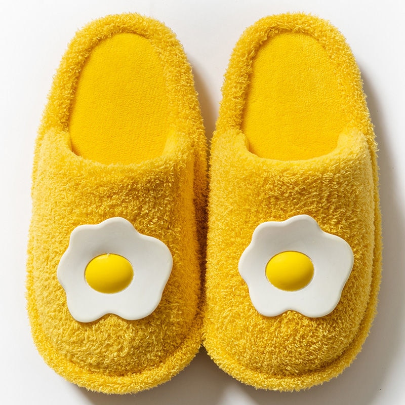 SAPATOS DE PELÚCIA SANRIO