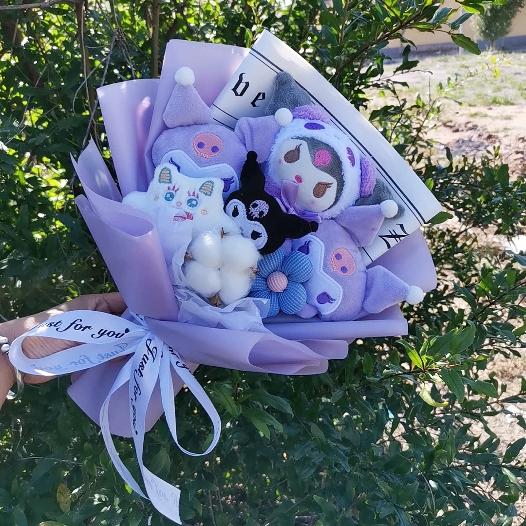 Buquê Sanrio Kuromi com Pelúcias