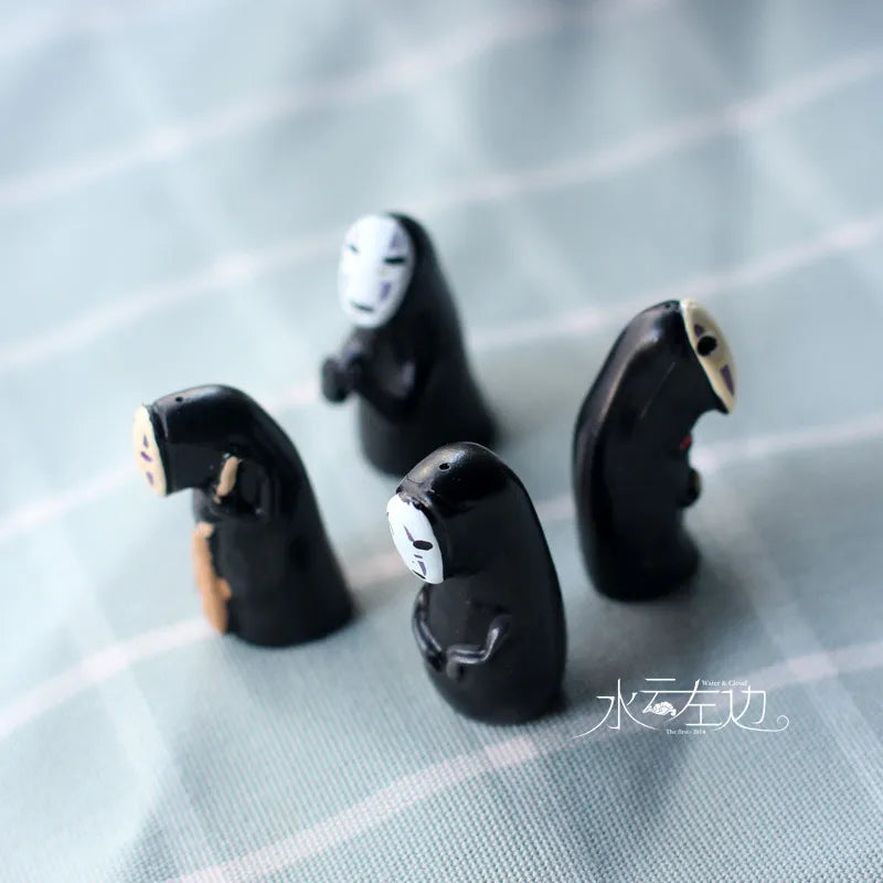 Mini Kaonashi – Kit 4 Figuras Colecionáveis