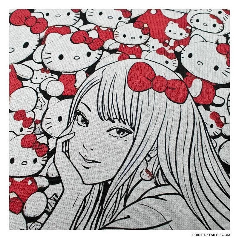 Camiseta Hello Kitty x Tomie Kawakami – Estilo Sanrio Meets Junji Ito