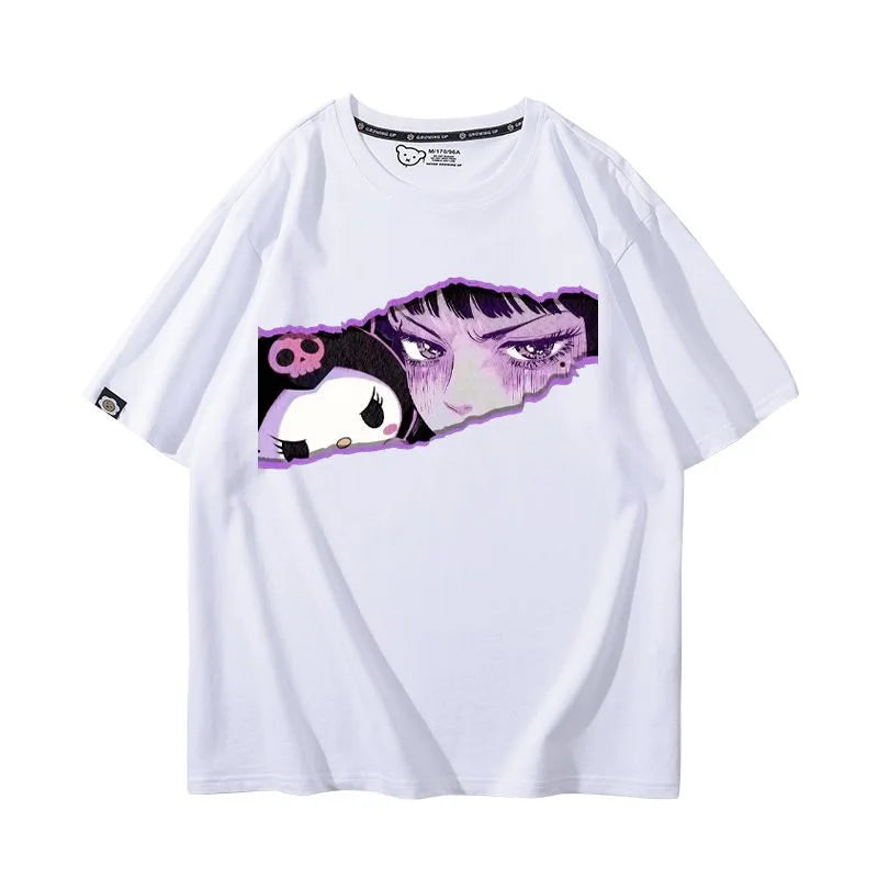 Camiseta Hello Kitty x Tomie Kawakami – Estilo Sanrio Meets Junji Ito