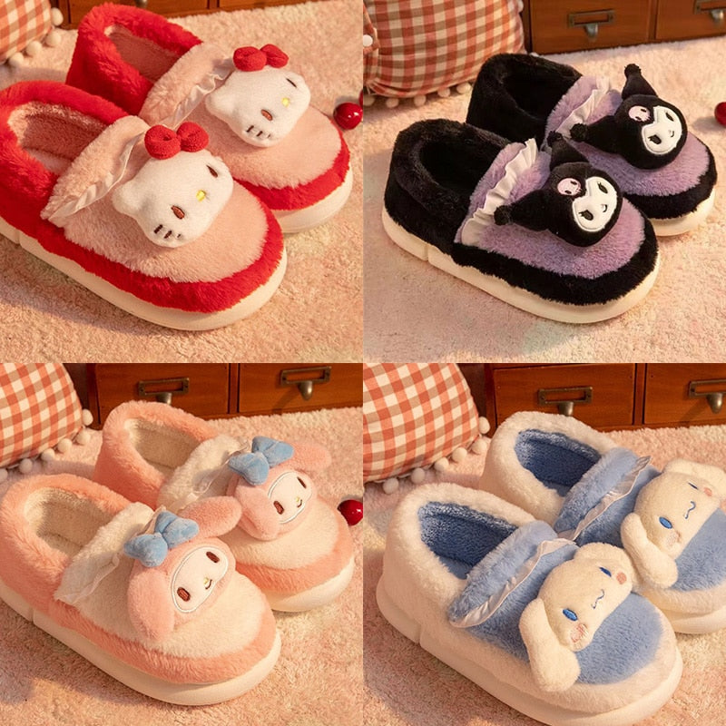 SAPATOS DE PELÚCIA SANRIO